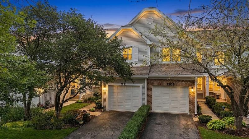 Twilight listing photo after