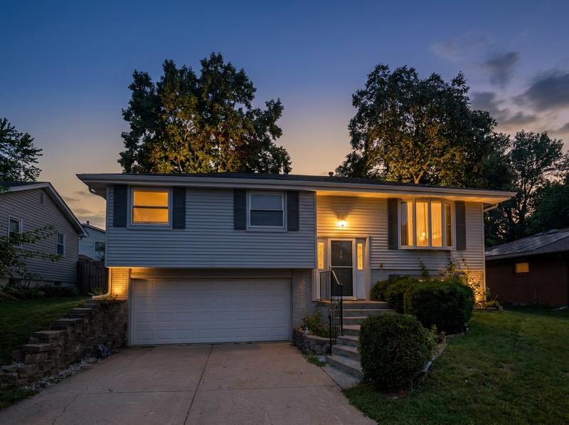 Twilight listing photo after