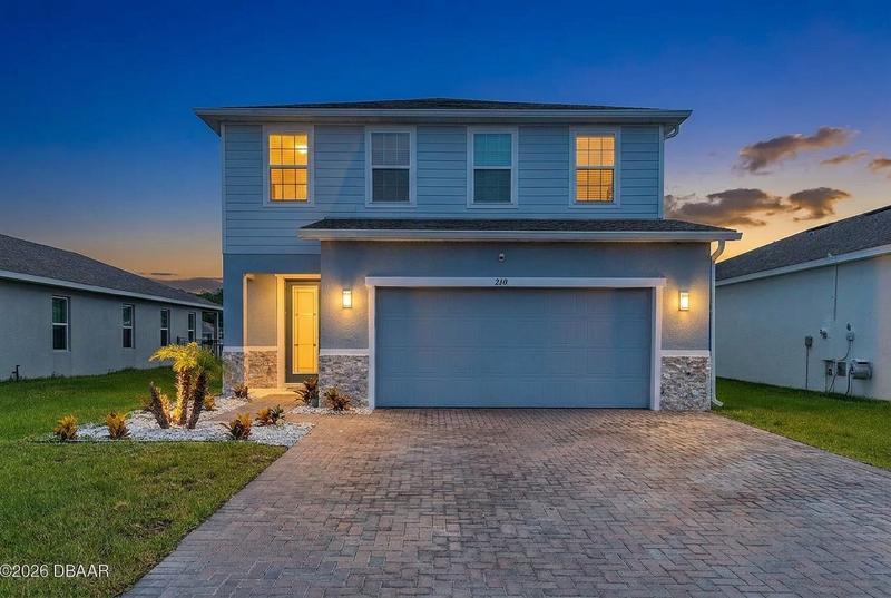 Twilight listing photo after