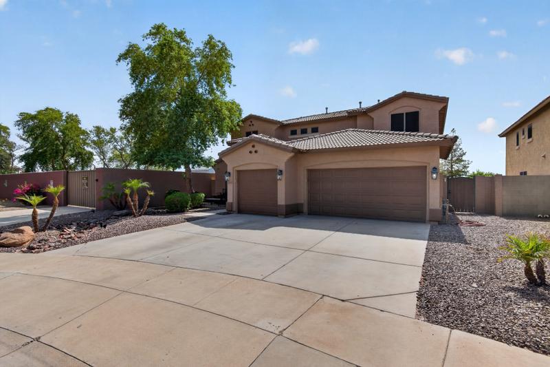 Twilight listing photo before