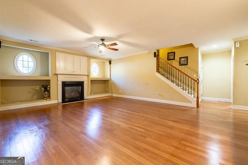 Virtual staging listing photo before