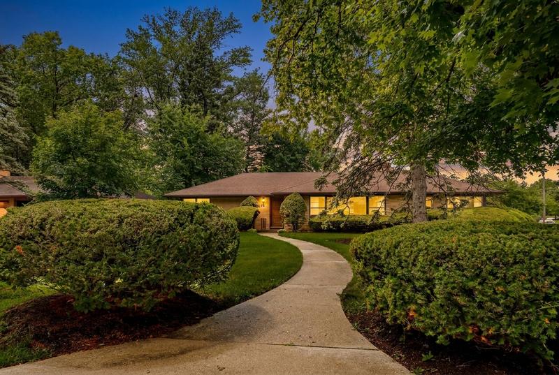 Twilight listing photo after